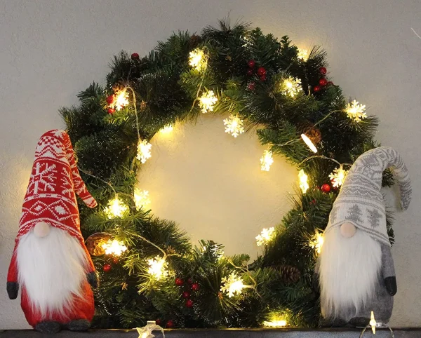 2x40 LED Warm White Led Snowflake String Lights 16ft 4 2x40 LED Warm White Led Snowflake String Lights 16ft - Image 4